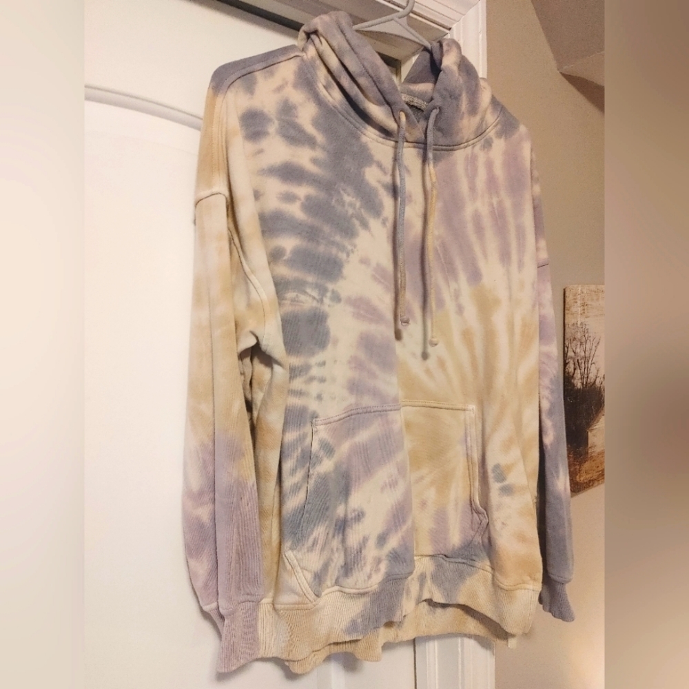 American eagle oversized sweatshirt